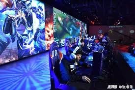 为什么三垒教练的肢体语言加密程度堪比职业特工的通讯代码