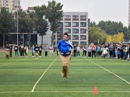 详解棒球规则中的球衣颜色规定及特殊节假日的主题球衣传统